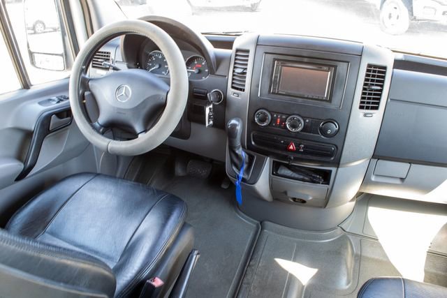 Used 2010 Mercedes-Benz Sprinter 2500 image 16