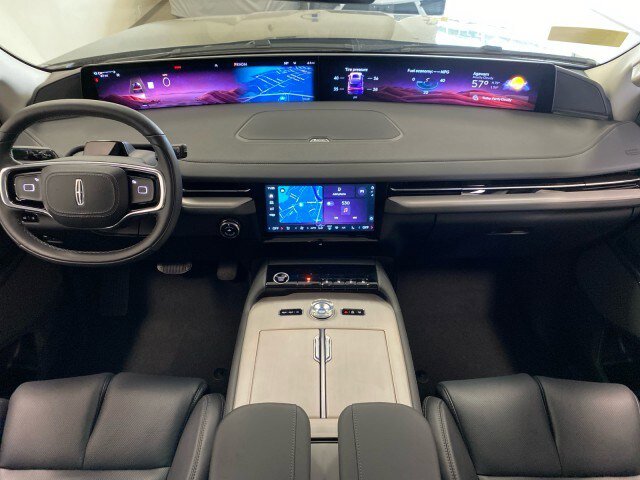New 2026 Lincoln Navigator Premiere image 21
