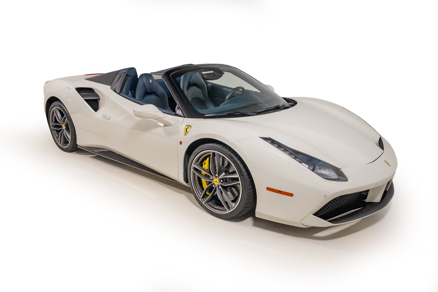 Certified 2017 Ferrari 488 Spider RWD image 18