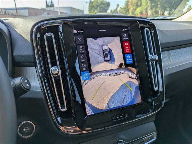 New 2026 Volvo XC40 B5 Ultra w/ Climate Package image 10