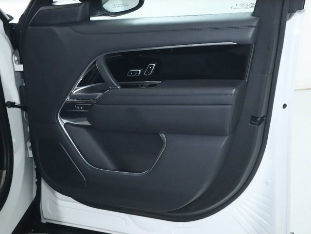 Certified 2023 Land Rover Range Rover Autobiography AWD/4WD image 36