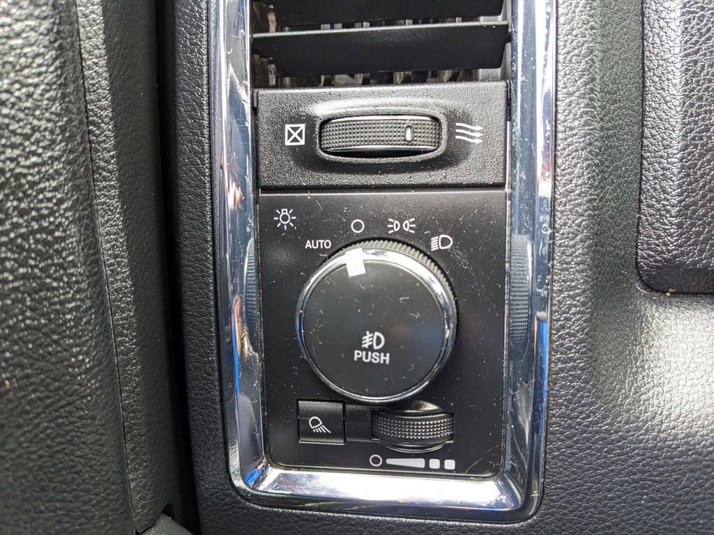 Used 2016 RAM 1500 Laramie w/ Convenience Group AWD/4WD image 56