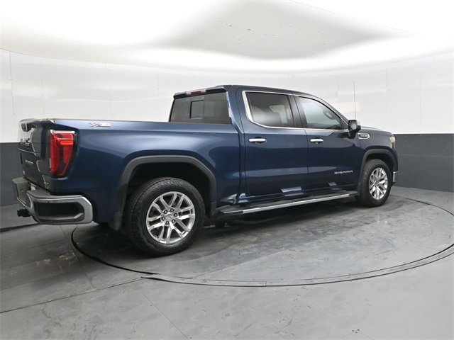 Used 2022 GMC Sierra 1500 SLT w/ SLT Premium Package image 4