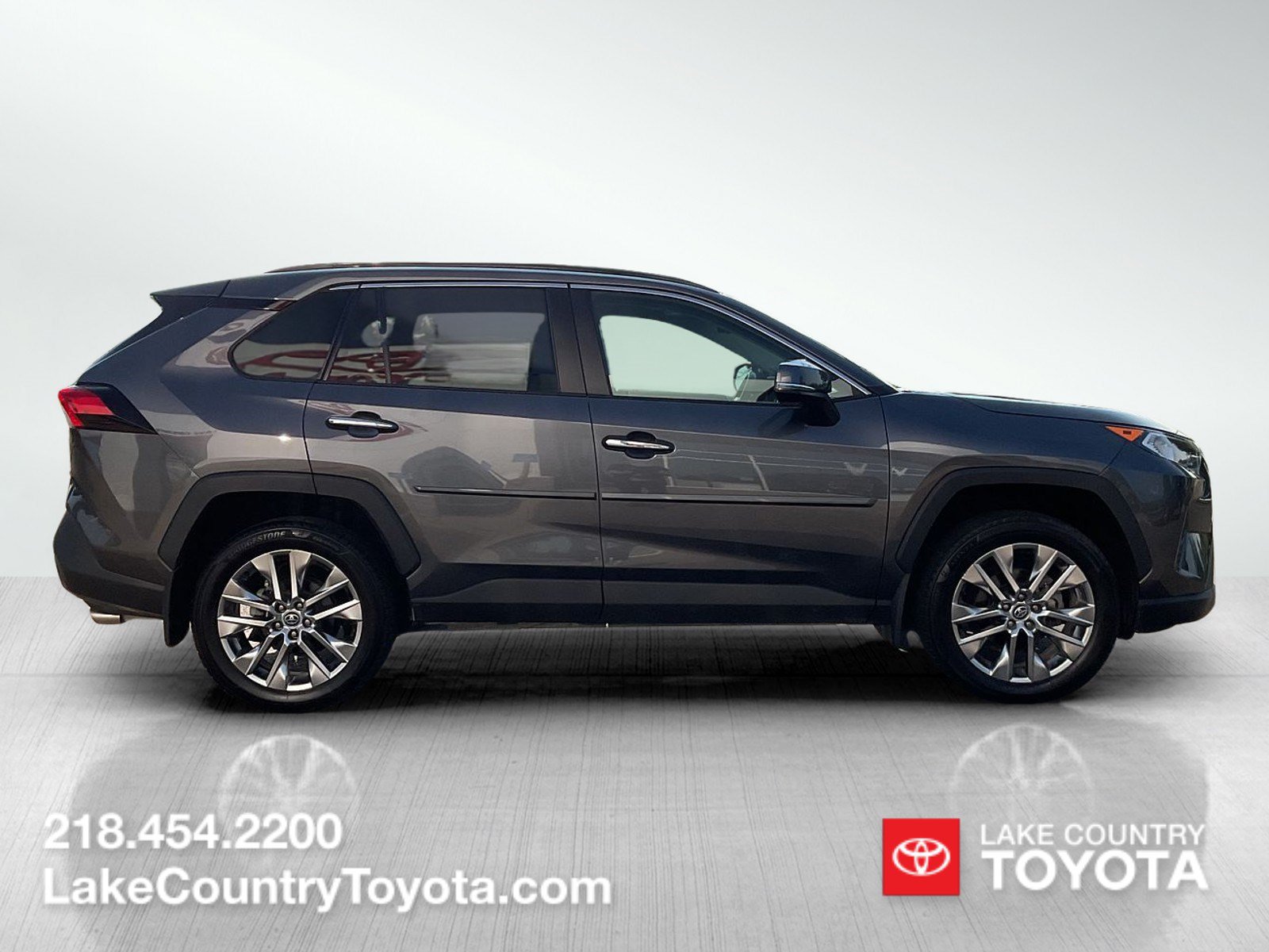 Used 2021 Toyota RAV4 Limited w/ Limited Grade Weather Package AWD/4WD image 6