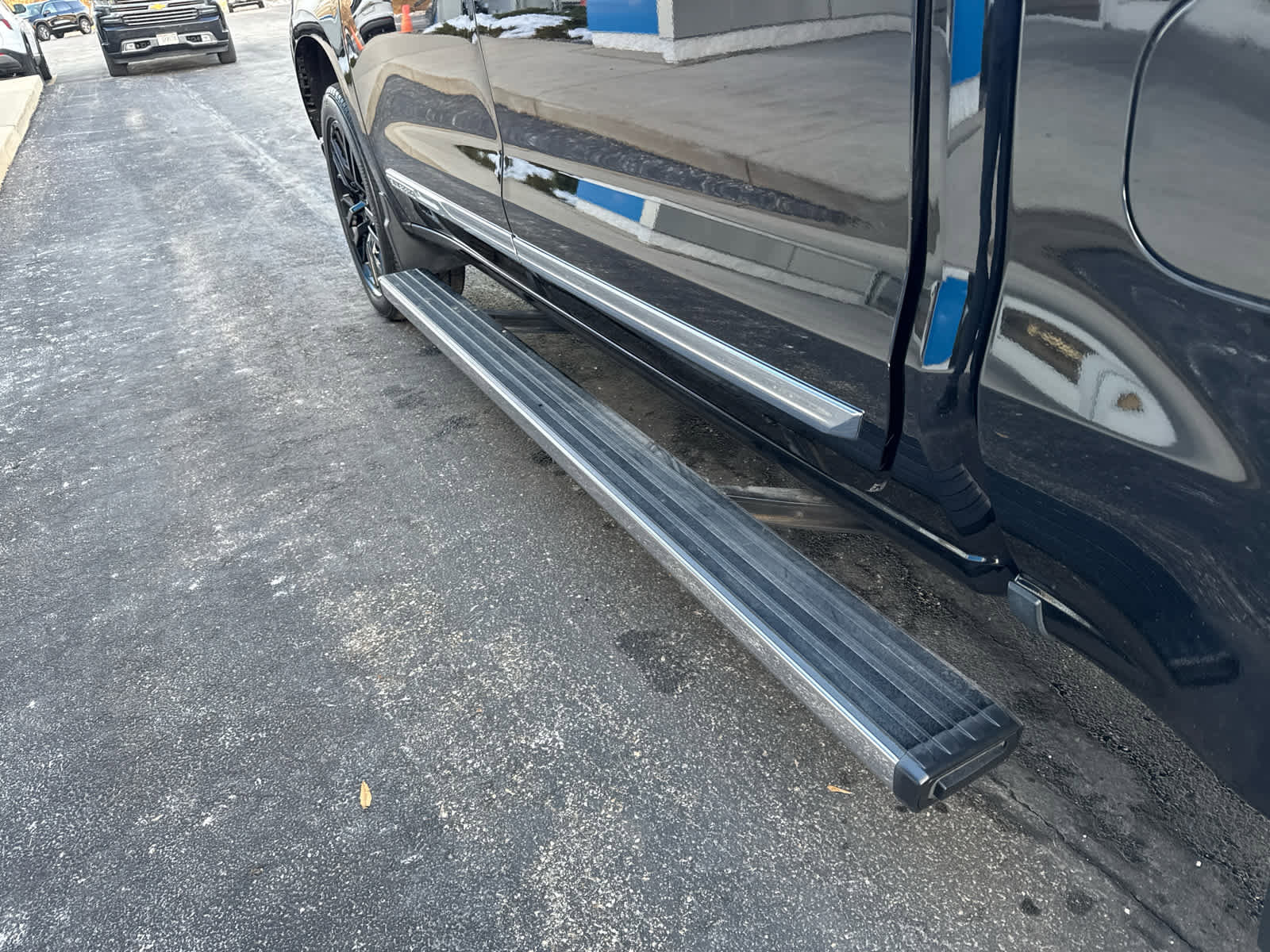 Used 2023 Chevrolet Silverado 1500 High Country w/ High Country Premium Package image 10