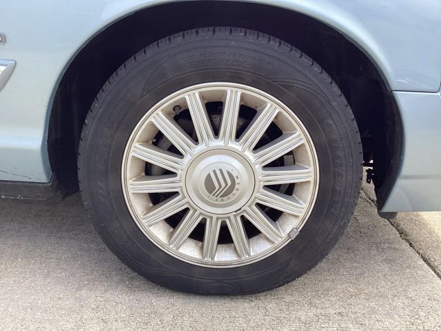 Used 2010 Mercury Grand Marquis LS image 10