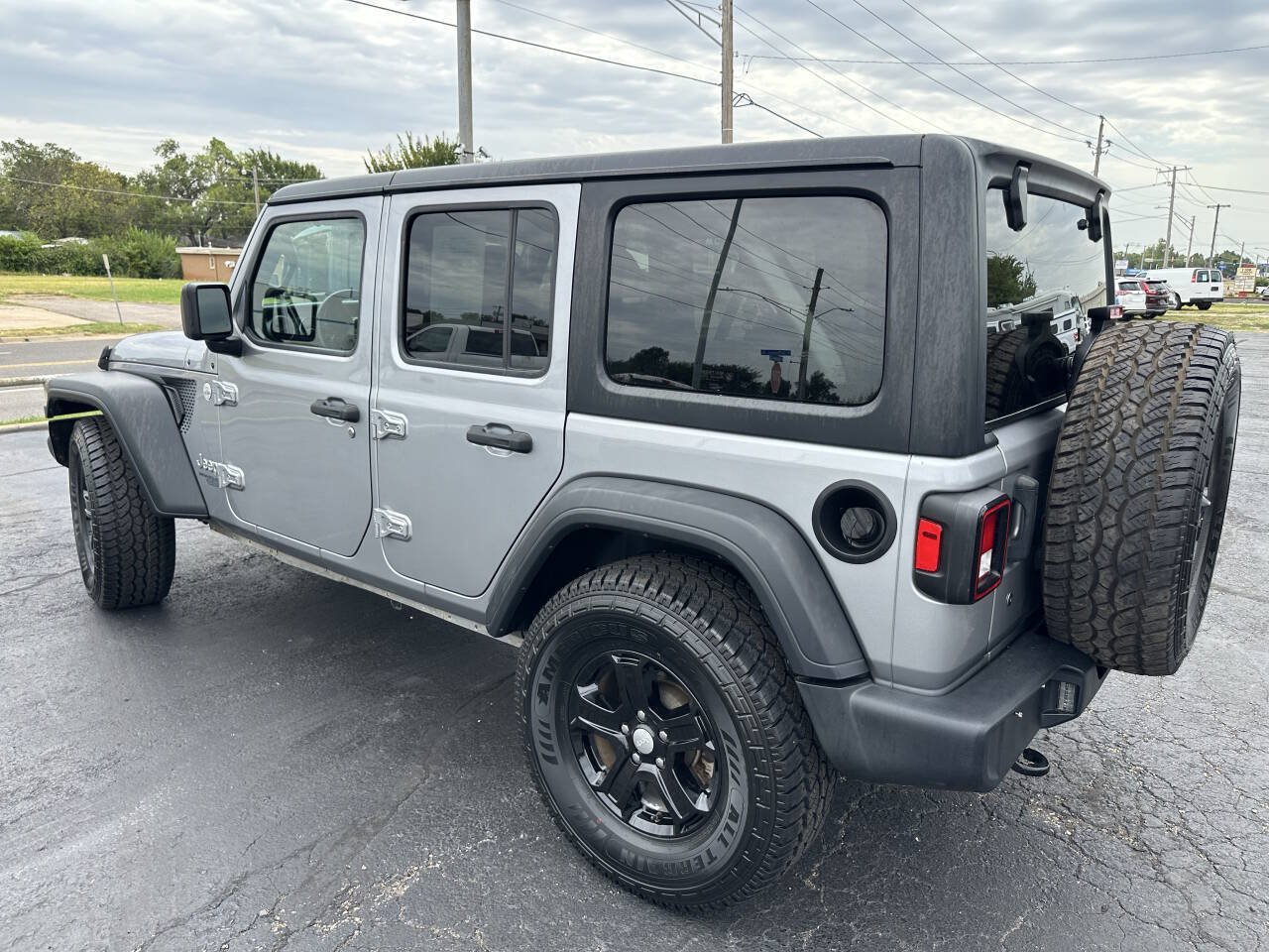 Used 2019 Jeep Wrangler Unlimited Sport S AWD/4WD image 9