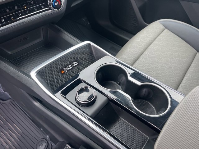 Used 2026 Chevrolet Equinox LT w/ Convenience Package II image 28