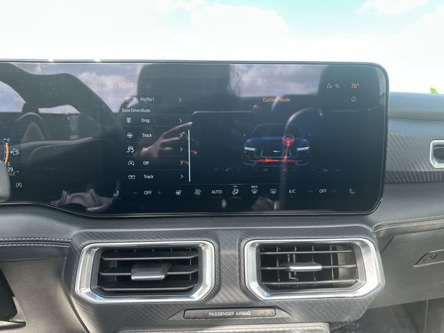 Used 2025 Ford Mustang Premium image 25