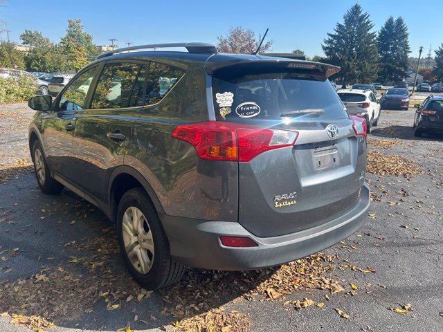 Used 2015 Toyota RAV4 LE AWD/4WD image 5
