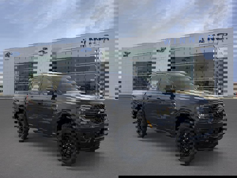 New 2025 Ford Ranger Lariat w/ Black Appearance Package image 7