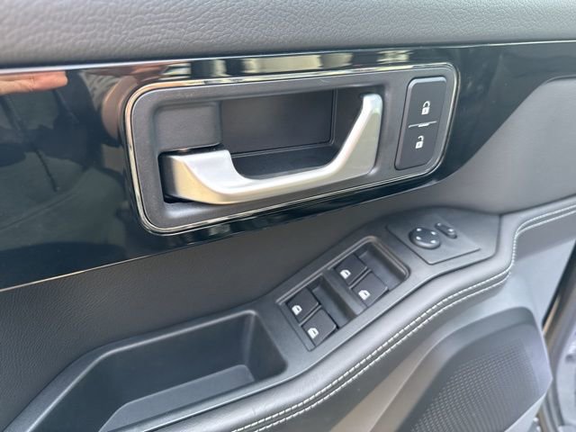 Used 2024 INEOS Grenadier Fieldmaster Edition image 23