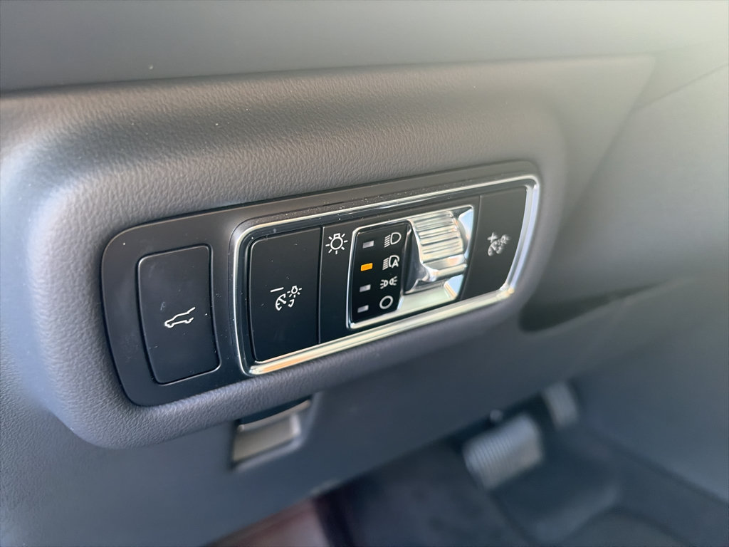 Used 2026 Lincoln Nautilus Reserve AWD/4WD image 20