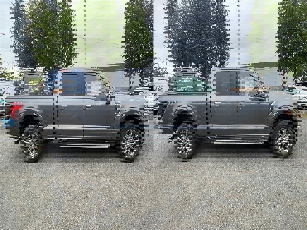 New 2025 Ford F150 XLT w/ Equipment Group 303A High image 4