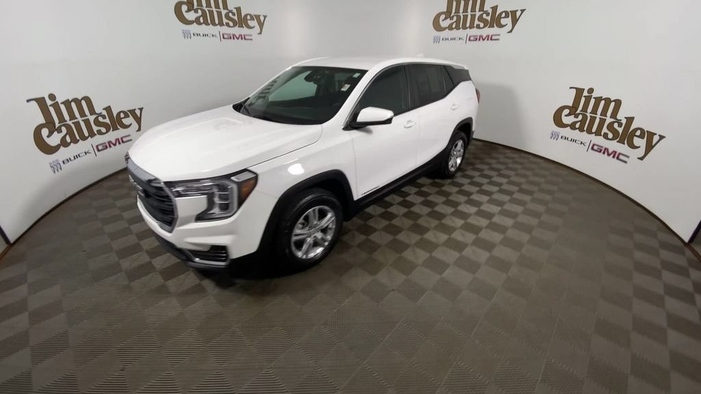 Used 2023 GMC Terrain SLE AWD/4WD image 4