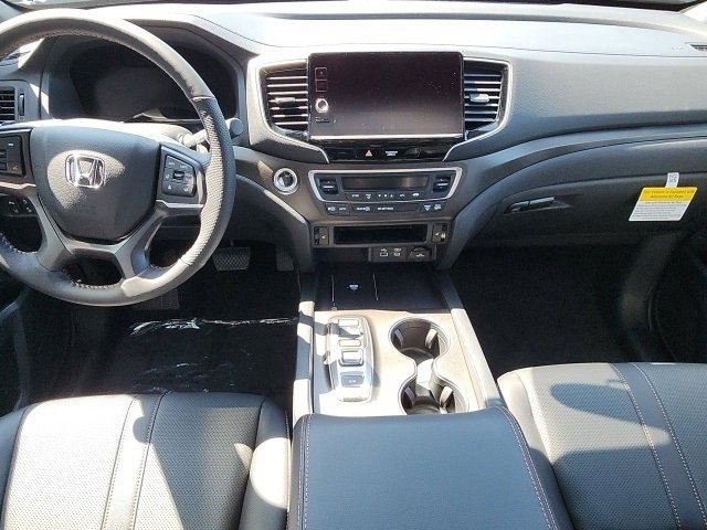 Used 2025 Honda Ridgeline TrailSport image 25