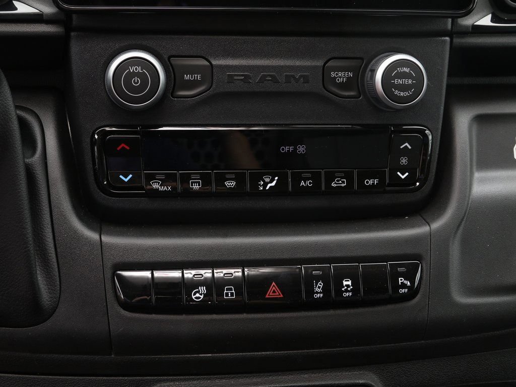New 2024 RAM ProMaster 2500 w/ Premium Convenience Group FWD image 20