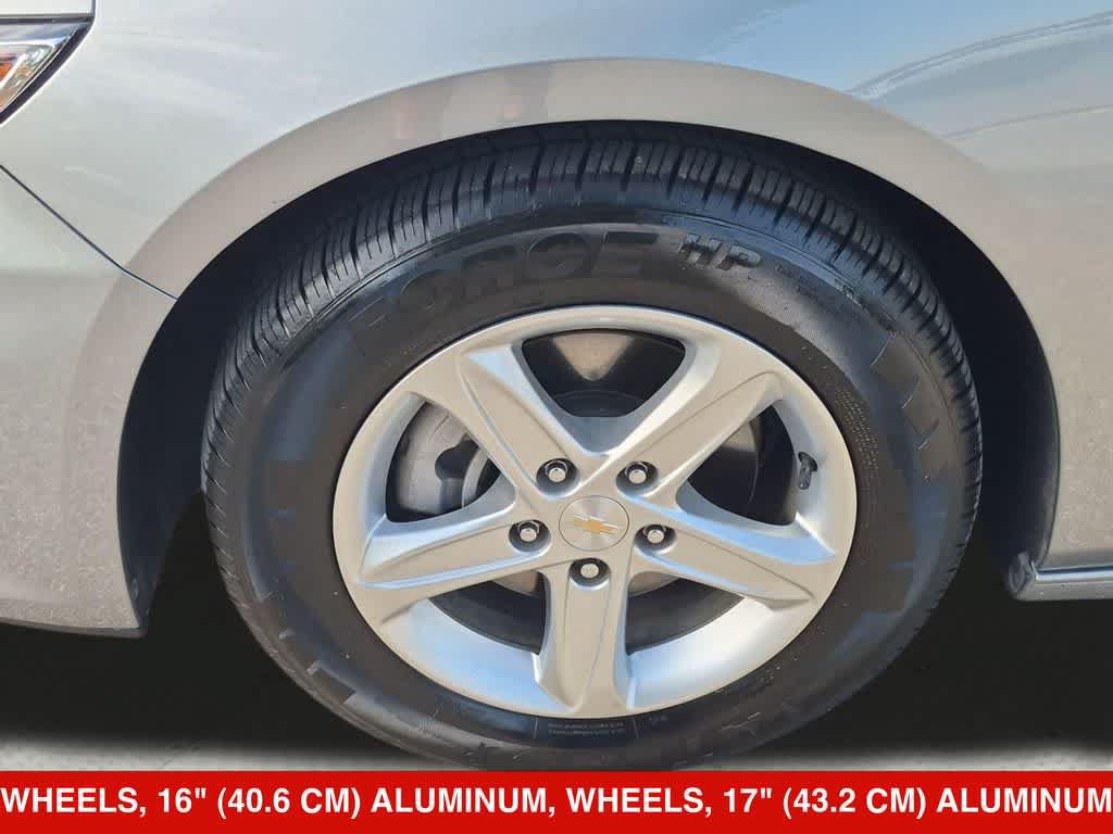 Used 2024 Chevrolet Malibu LT FWD image 13