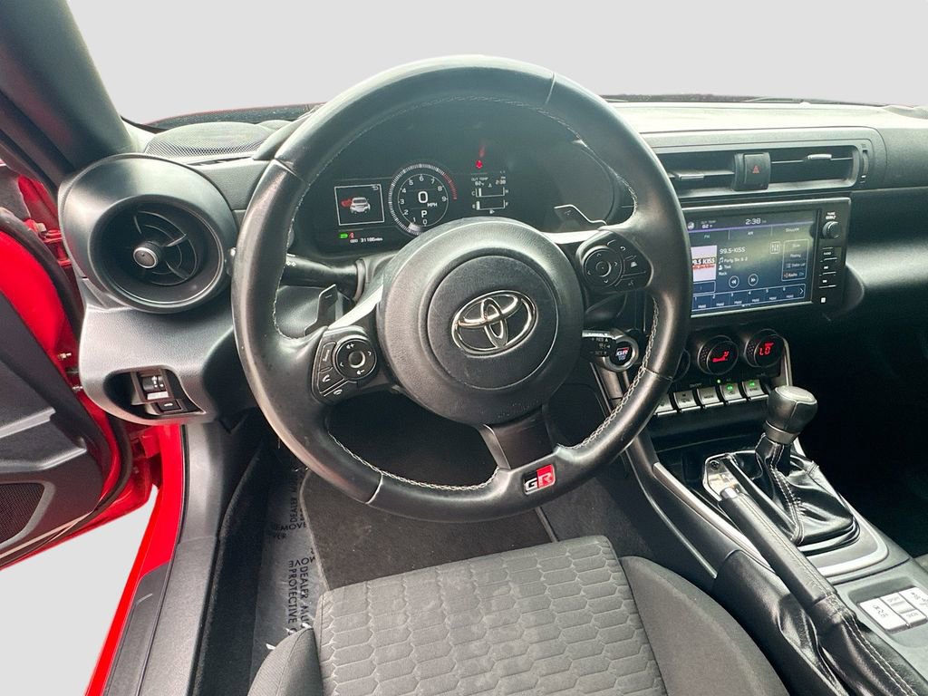 Used 2022 Toyota GR86 w/ ALL Weather Mat Package (TMS) image 11