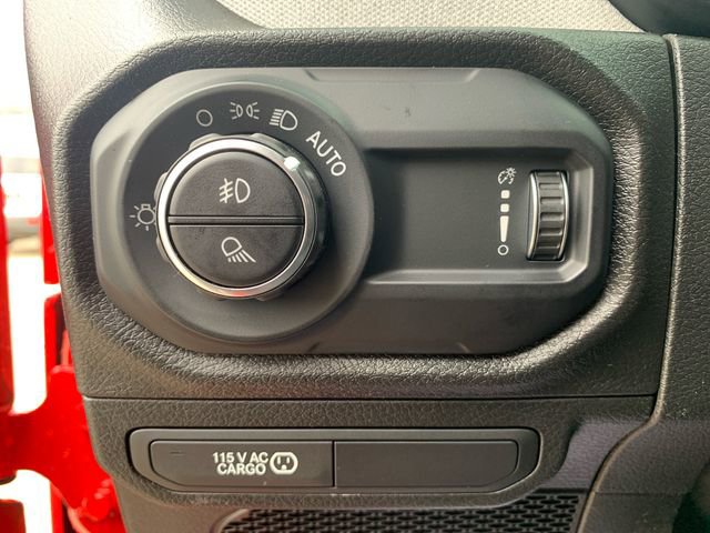 New 2024 Jeep Gladiator Sport image 28