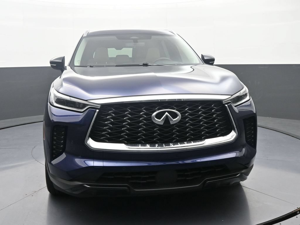 Used 2023 INFINITI QX60 Luxe w/ Vision Package AWD/4WD image 2
