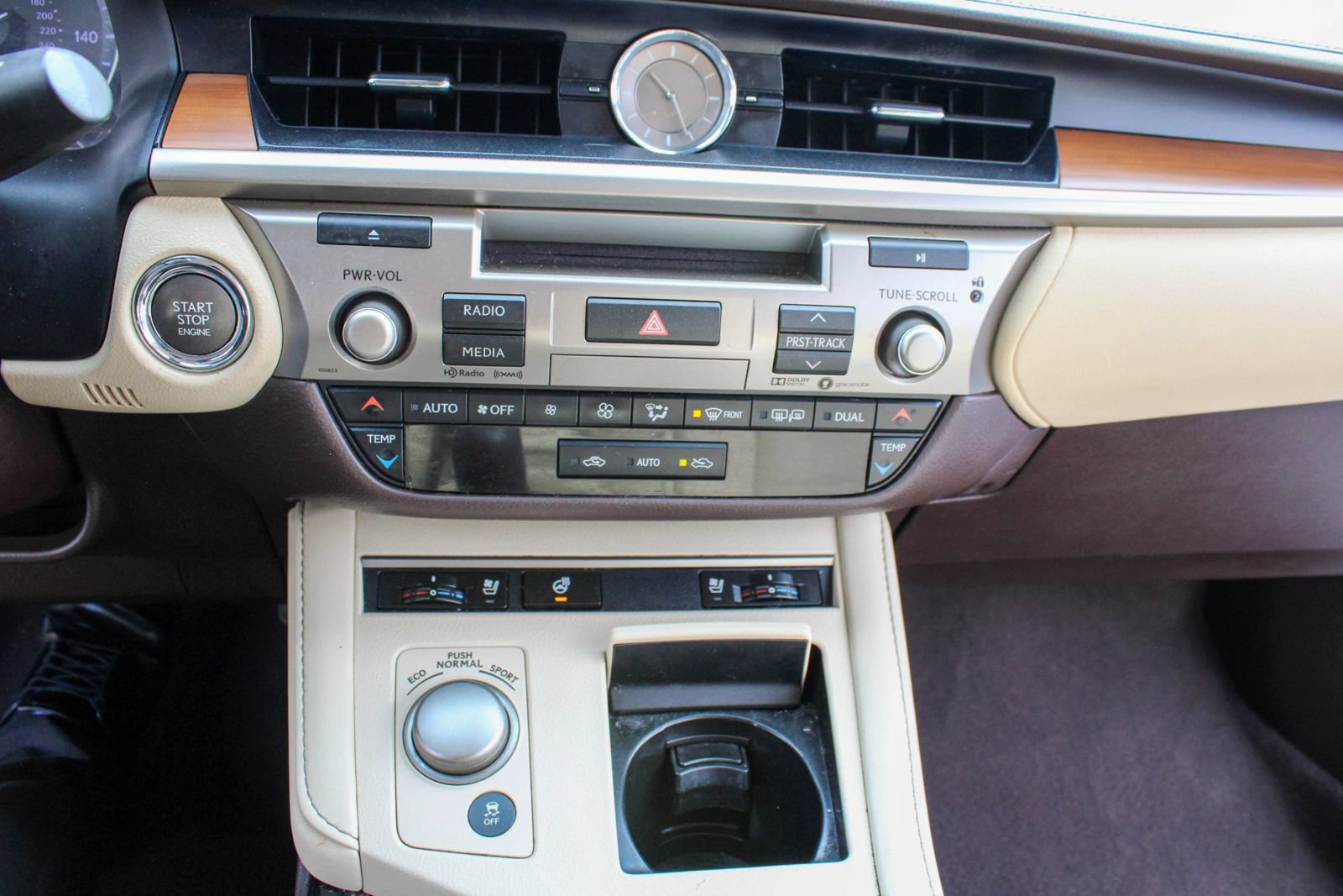 Used 2018 Lexus ES 350 w/ Navigation System Package FWD image 14