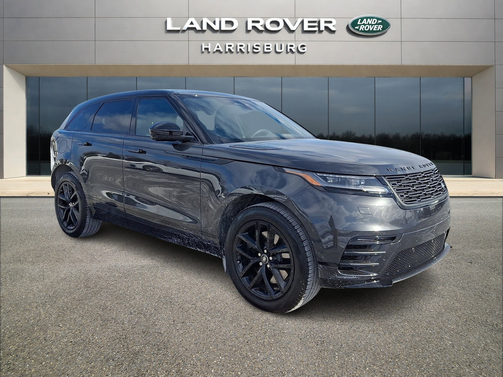 Used 2026 Land Rover Range Rover Velar Dynamic SE image 5