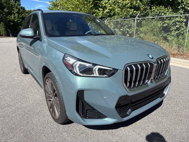Certified 2023 BMW X1 xDrive28i w/ Premium Package AWD/4WD image 3