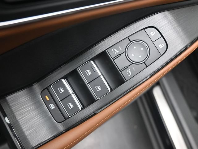 Certified 2026 Nissan Rogue Platinum w/ Platinum Premium Package AWD/4WD image 13