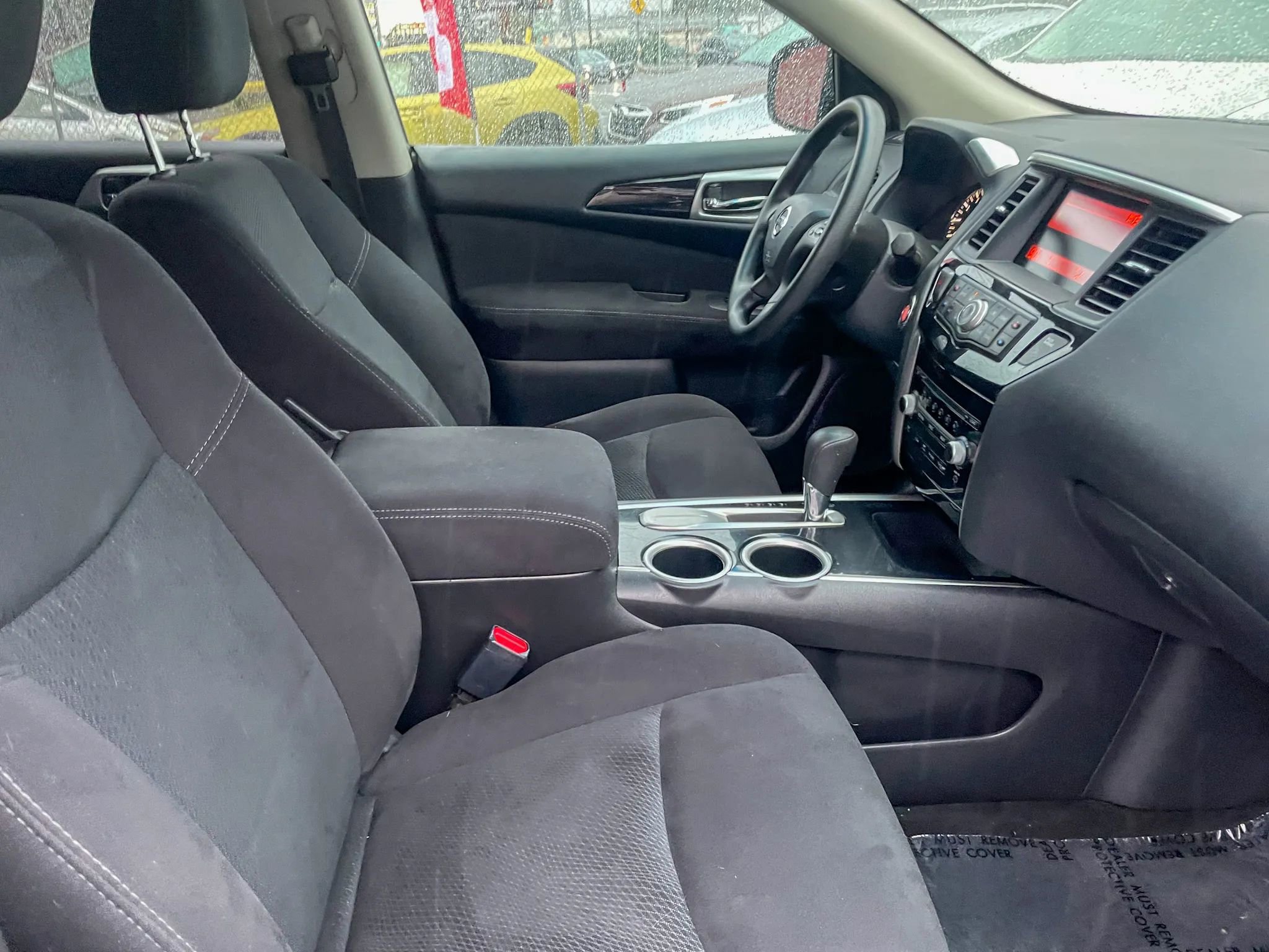 Used 2014 Nissan Pathfinder S image 36
