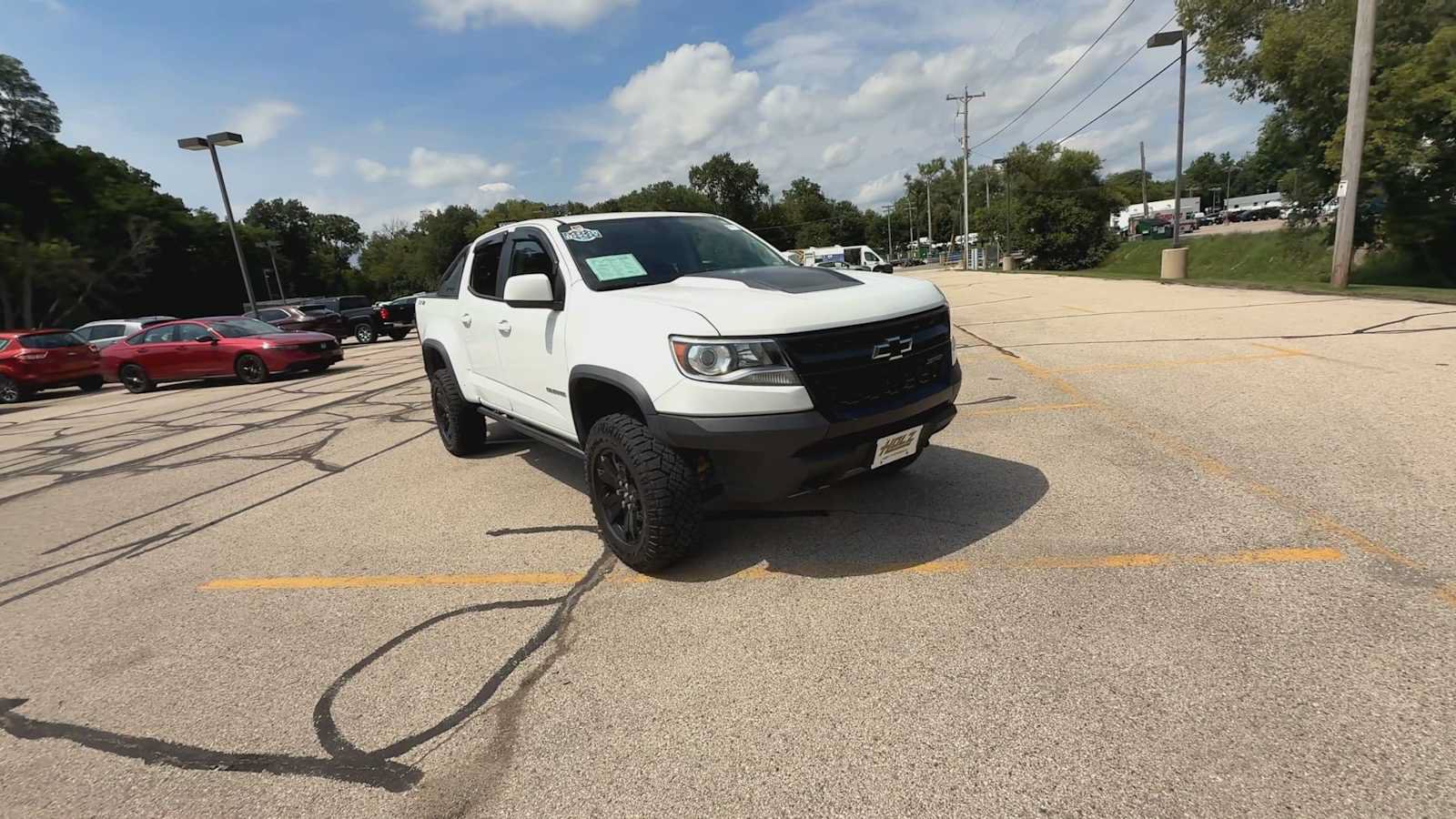 Certified 2019 Chevrolet Colorado ZR2 w/ ZR2 Dusk Special Edition AWD/4WD image 2