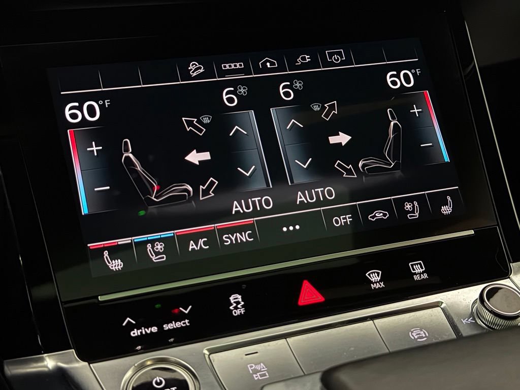 Used 2024 Audi Q8 e-tron Premium Plus AWD/4WD image 20
