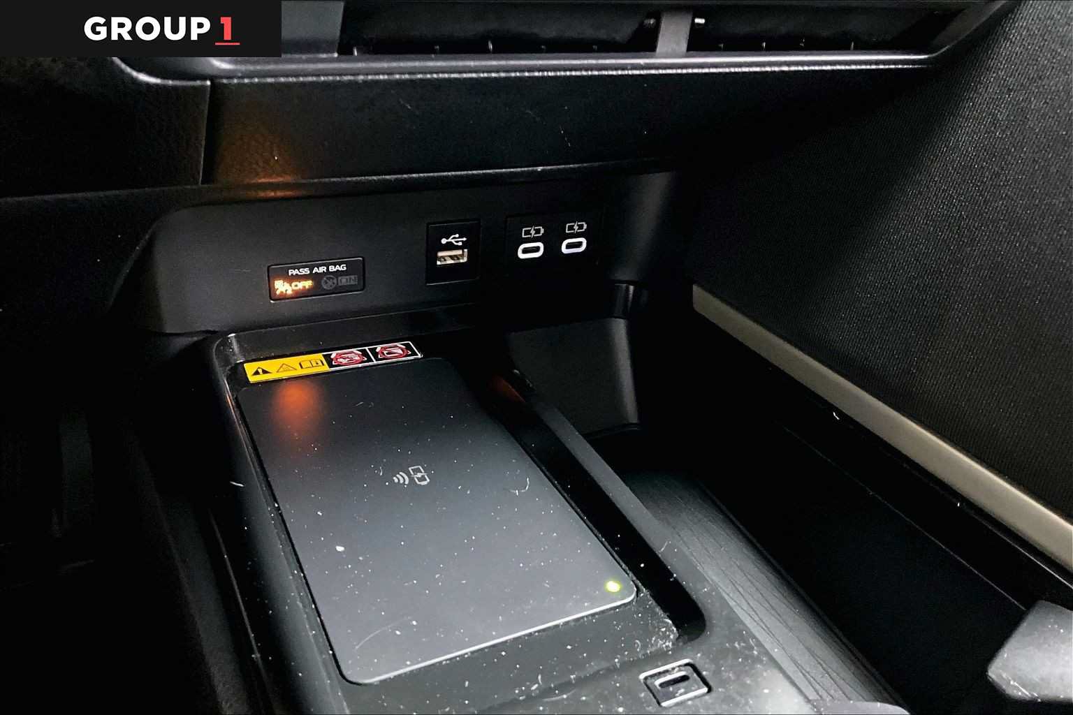 Used 2025 Toyota Camry LE FWD image 36