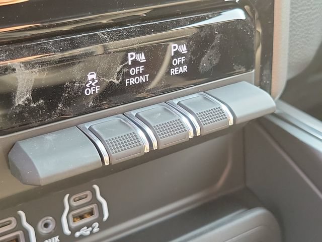 New 2026 RAM 1500 Laramie w/ Sport Appearance Package AWD/4WD image 35