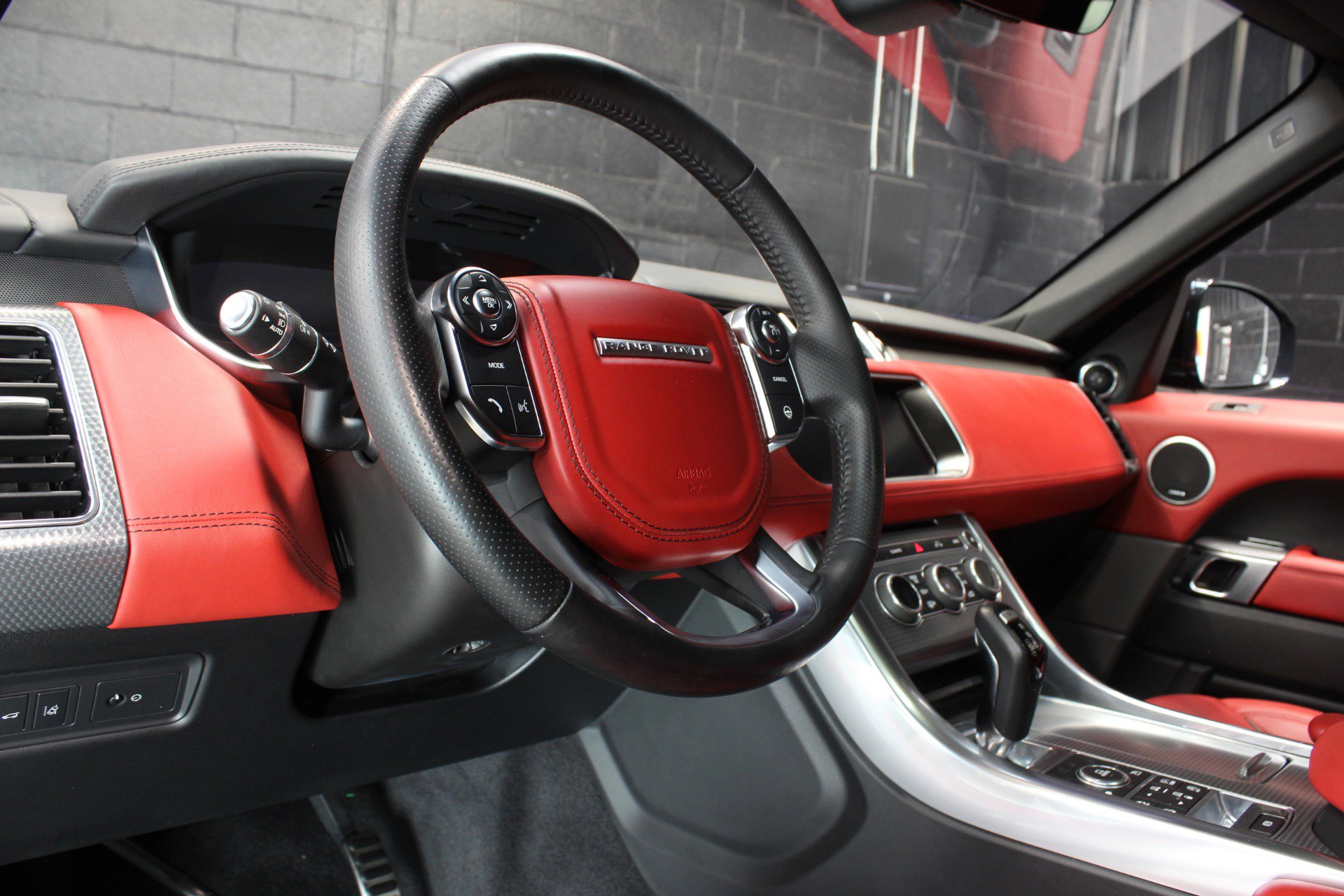 Used 2017 Land Rover Range Rover Sport Autobiography image 28