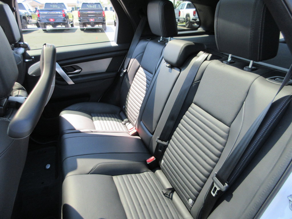 Used 2025 Land Rover Discovery Sport Dynamic SE AWD/4WD image 22