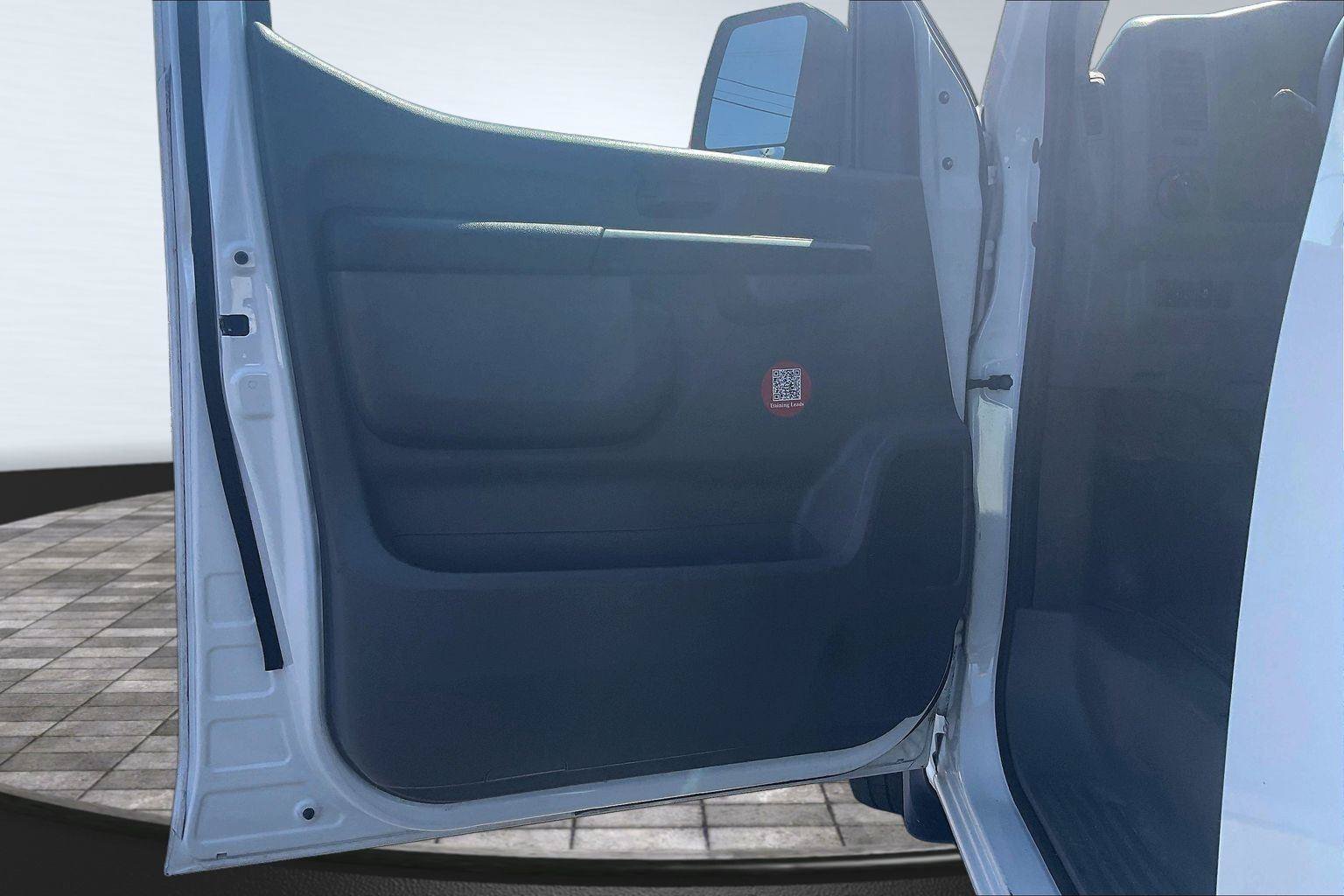 Used 2020 Nissan NV 2500 S RWD image 22