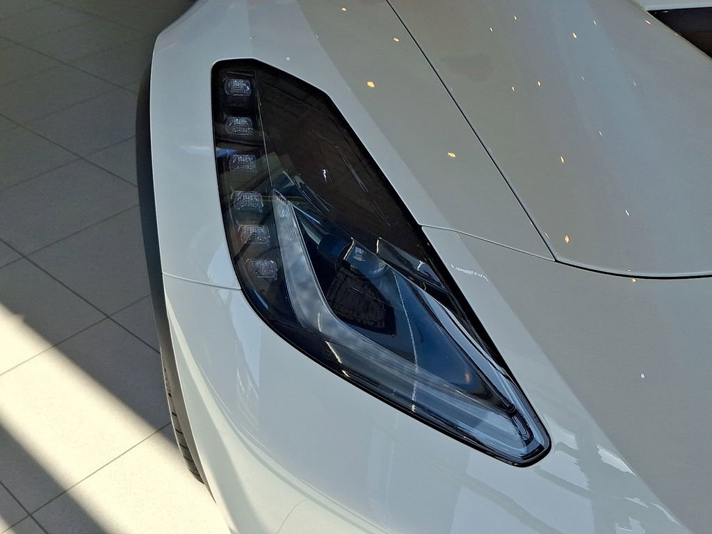 Used 2017 Chevrolet Corvette Z06 image 9