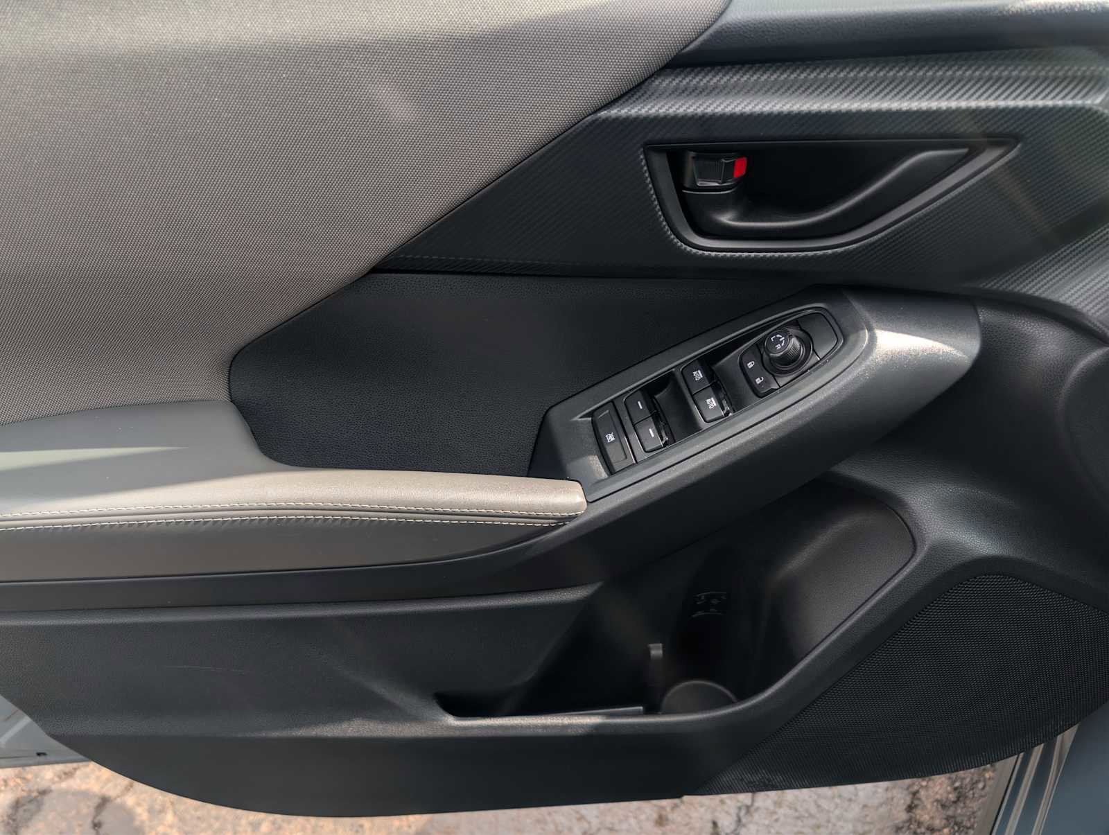 Certified 2025 Subaru Crosstrek 2.0i Premium image 19