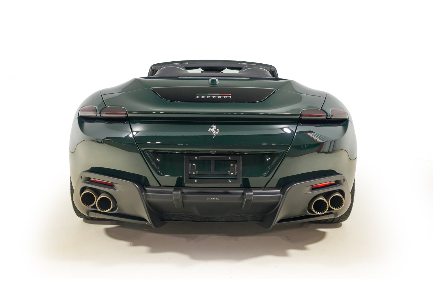 Used 2025 Ferrari Roma Spider RWD image 5