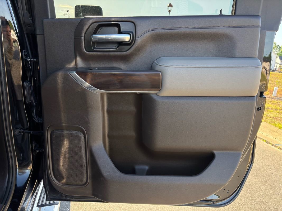 Used 2020 GMC Sierra 2500 SLT w/ SLT Premium Plus Package AWD/4WD image 30