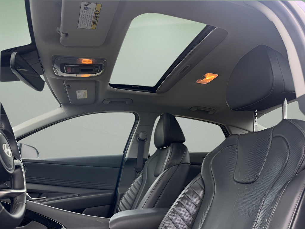 Certified 2024 Hyundai Elantra Limited FWD image 15