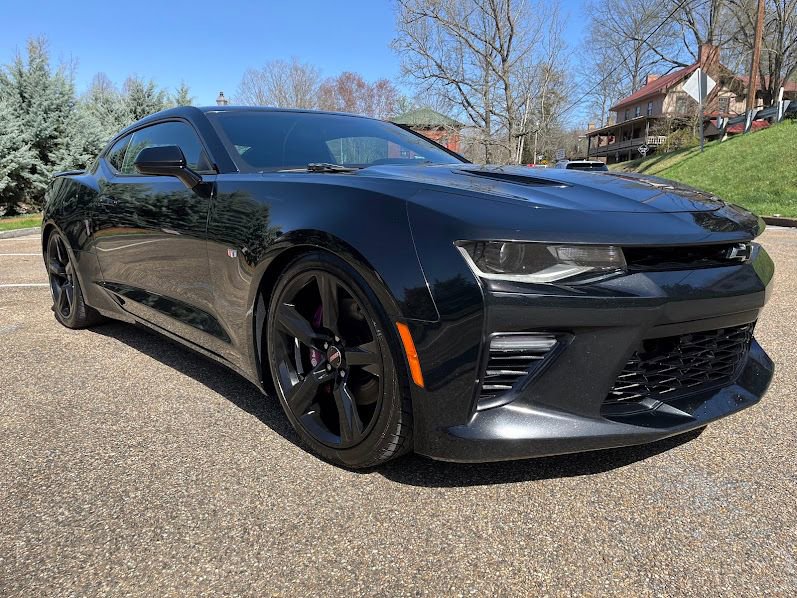 Used 2017 Chevrolet Camaro SS image 33