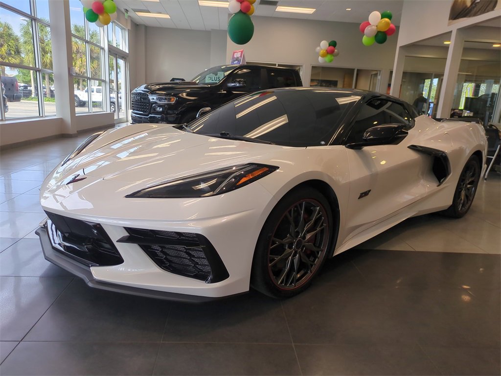 Used 2023 Chevrolet Corvette Stingray w/ Z51 Performance Package image 10