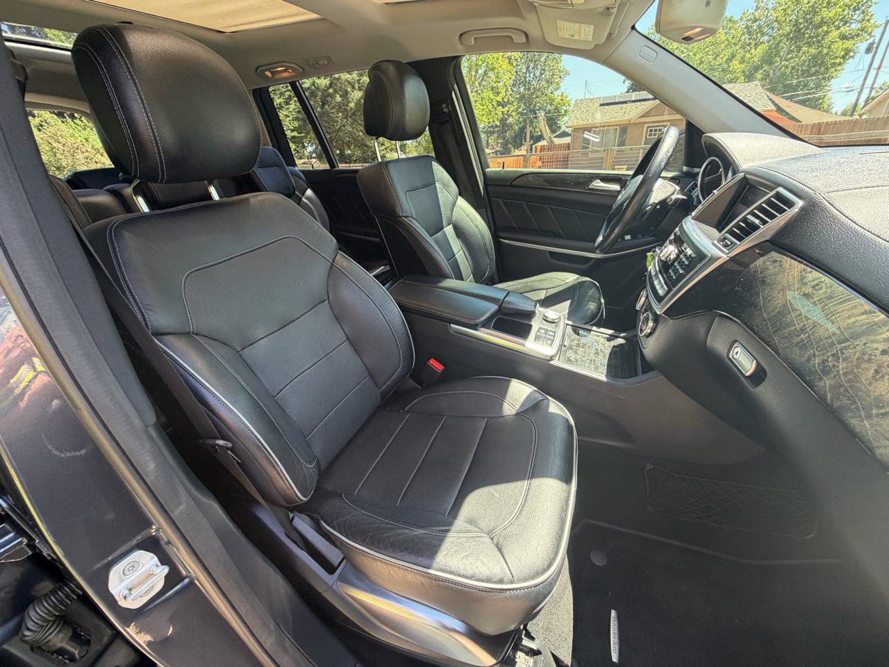 Used 2013 Mercedes-Benz GL 550 4MATIC image 18