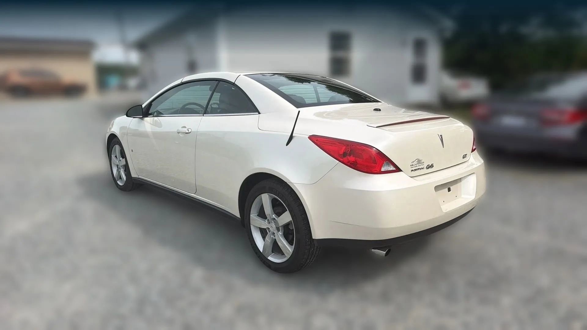 Used 2008 Pontiac G6 GT FWD image 6