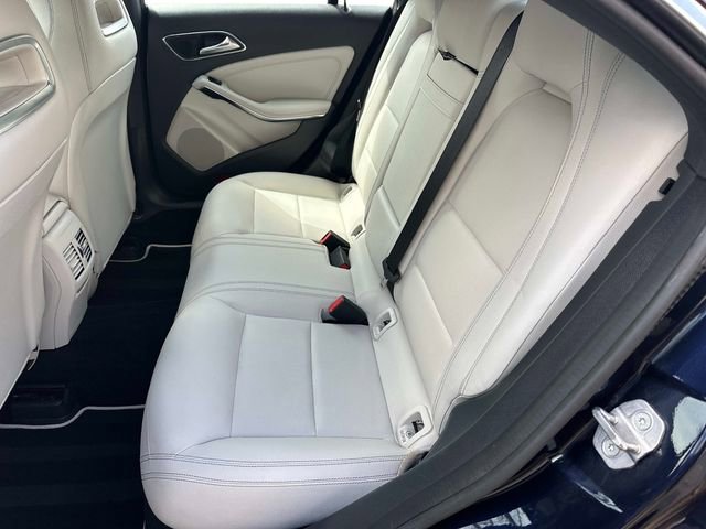 Used 2018 Mercedes-Benz CLA 250 4MATIC image 11