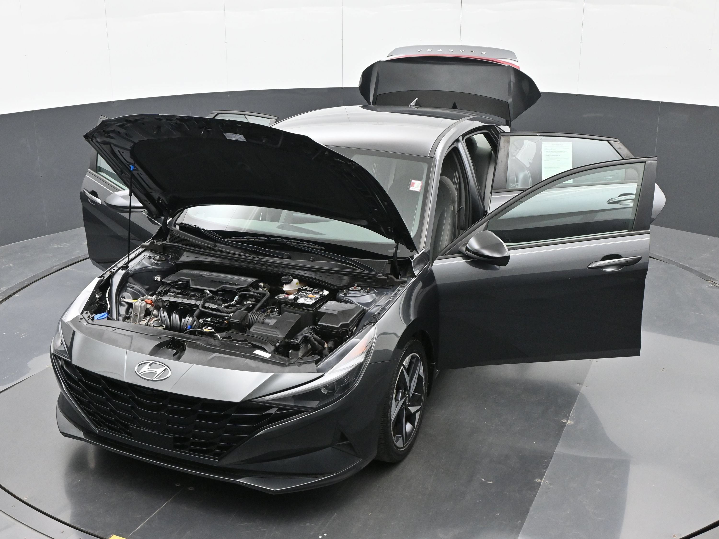 Used 2023 Hyundai Elantra SEL w/ Convenience Package FWD image 46