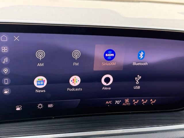 Used 2024 Buick Envision Preferred AWD/4WD image 28