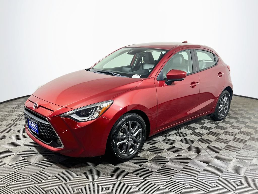 Certified 2020 Toyota Yaris XLE FWD image 3